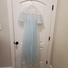 NWOT Vtg Val Mode 2 Pc Peignoir Set Sz XS Blue White Lace Trim 60’s Sheer Robe