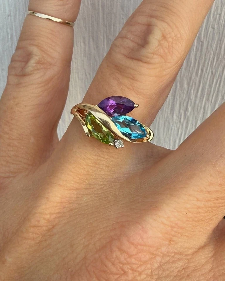 Кольцо из чистого серебра 925 пробы с позолотой 14 карат с аметистом, перидотом и швейцарской маркизой 5x10 мм - Изображение 3 из 4