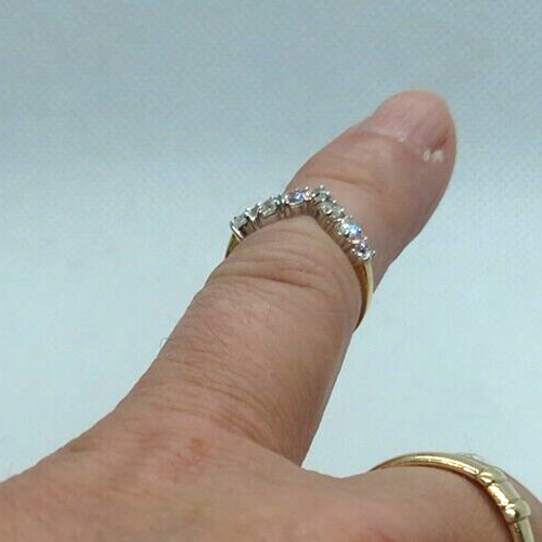 14ct Yellow gold DQCZ wishbone Eternity ring size M weight 1.8 grams - Picture 9 of 10