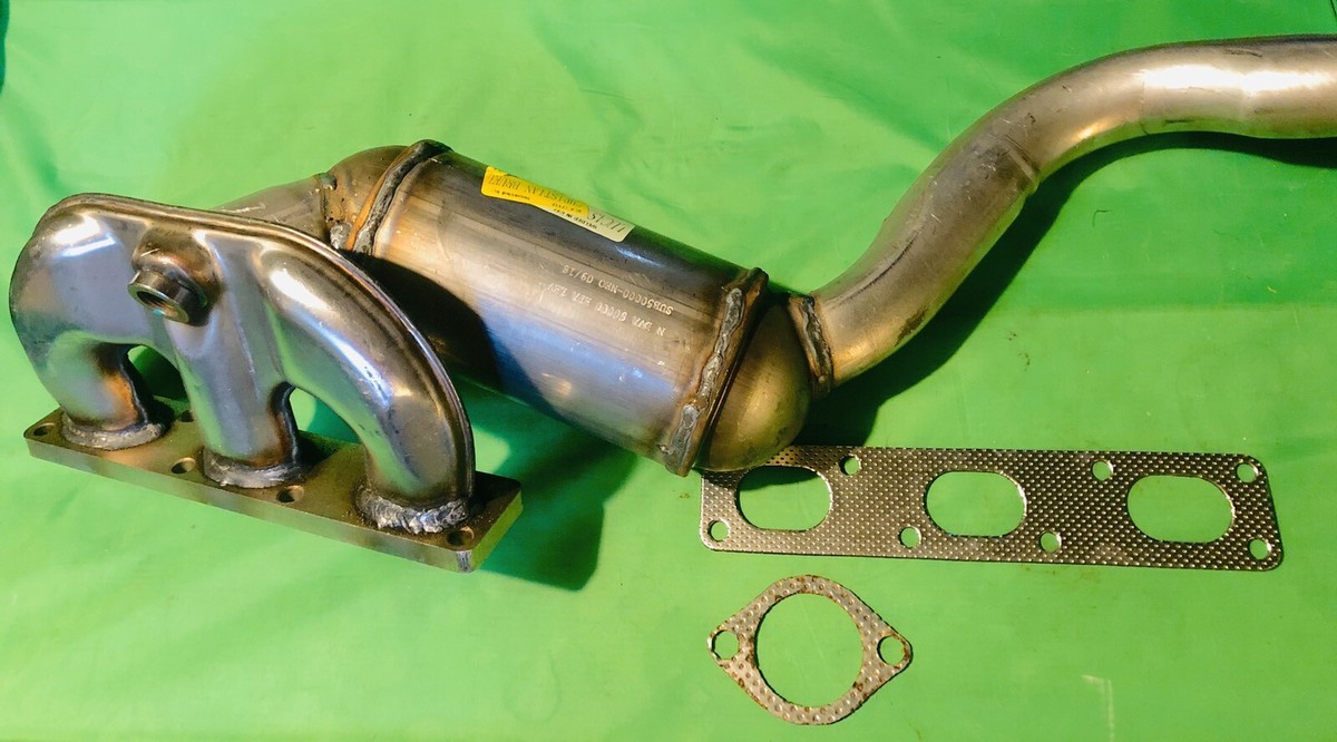  E60 525 触媒 2004-2005 BMW E60 525i 530i M54 Engine Catalytic Converter