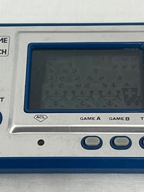 Vintage 1982 Nintendo Game&Watch Fire in very nice working condition