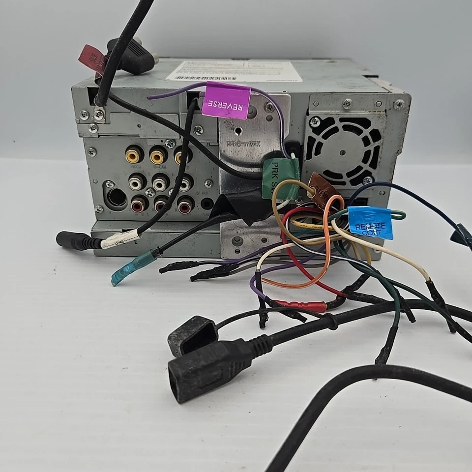 Kenwood DDX370 6.1 inch Touchscreen Car CD DVD Player USB Pandora Sirius XM - Image 2 of 3