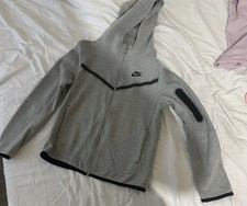 EUC Nike Boy's Sportswear Tech Full Zip Sweatshirt Grey Heather/Black Size Large