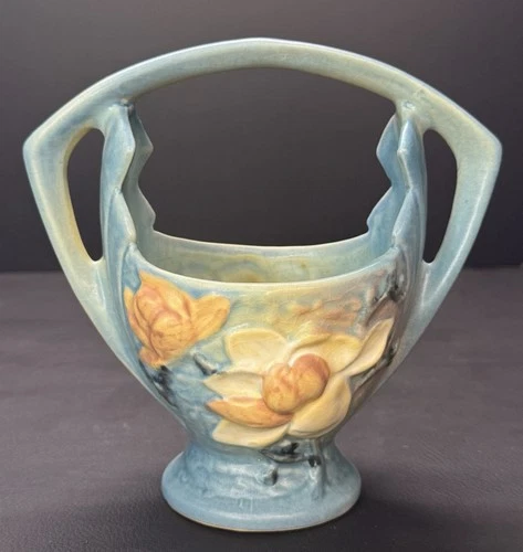 Vintage 1940’s Roseville Pottery Blue Magnolia Basket Vase Planter 383 - 7 Inch