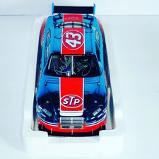 Richard Petty Signed RFO 2008 43 STP 200th Win Color Chrome Tribute Car Mfg COA