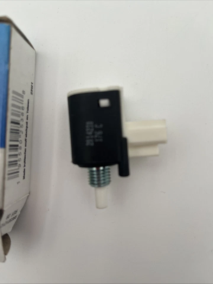 Interruptor de posición del pedal de embrague Advance SBA4438 Foto 4 de 4