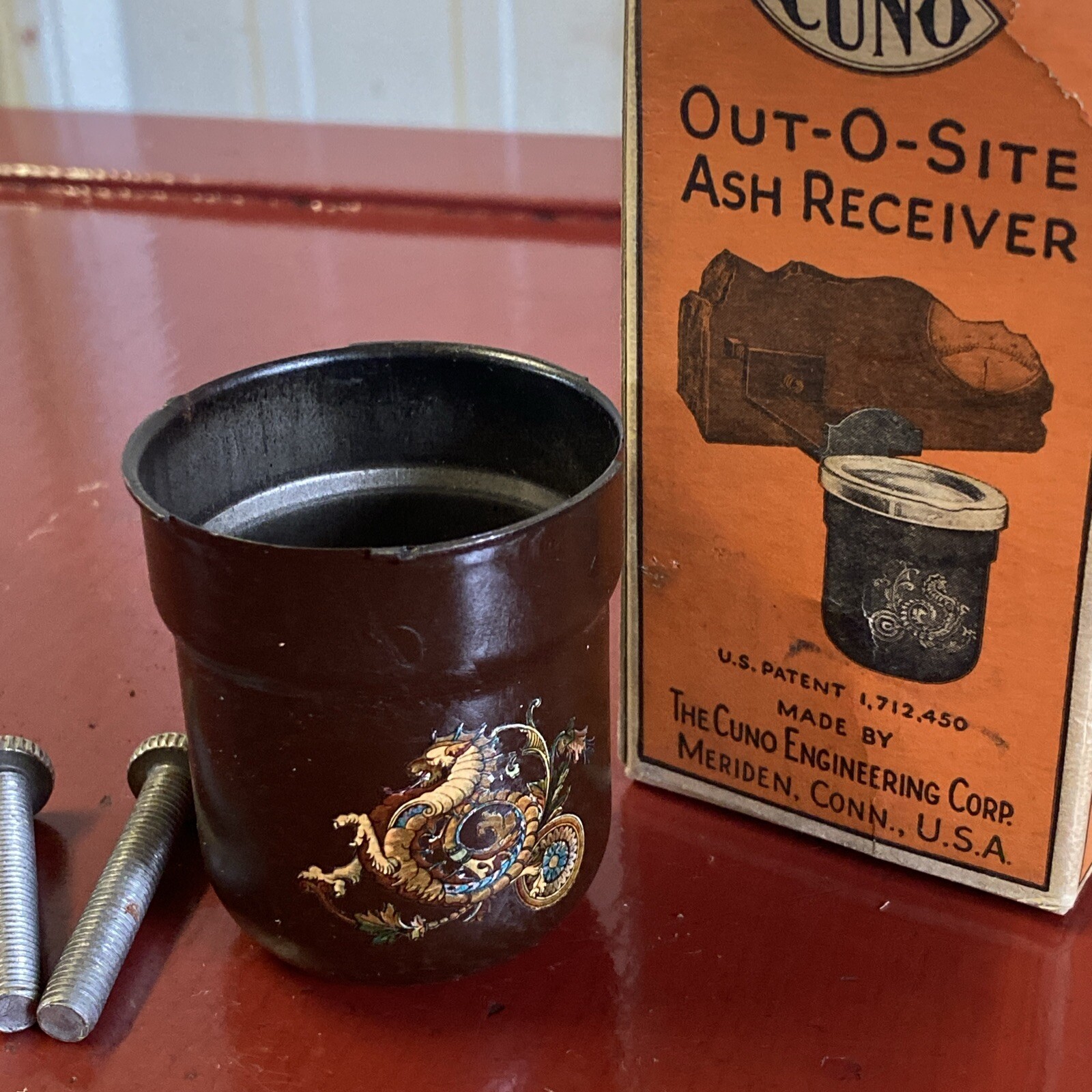 1920 's 1930 's CUNO INTERIOR DASH CIGAR CIGARETTE ASHTRAY BUCKET W/ DRAGON ART