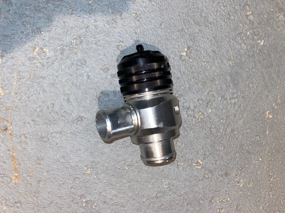Válvula de soplado híbrida TurboXS BOV tipo XS para 15+ Subaru WRX FA20DIT Foto 4 de 4