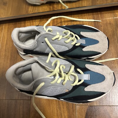 Size 5 - adidas Yeezy Boost 700 Low Wave Runner