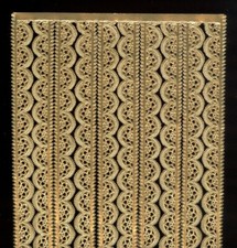 ANT GOLD GERMAN DRESDEN DIE CUT PAPER SCALLOPED BORDER VICTORIAN CRAFTS