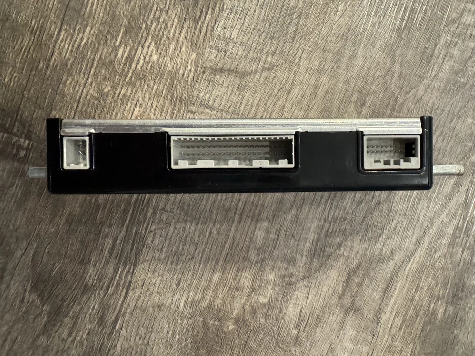 2014 2015 2016 2017 Infiniti Q70 Q70L módulo de comunicación telemática 283B03JA6C Foto 3 de 4