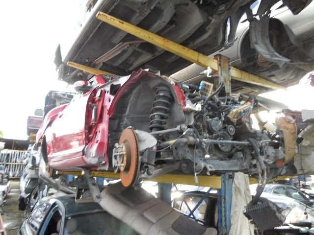 Cierre trasero maletero Mazda RX8 2004 Foto 3 de 4