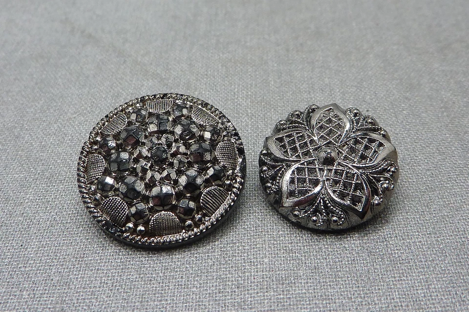 10 botones antiguos vintage de vidrio negro de 1/2" a 13/16" (juego 49) Foto 4 de 4