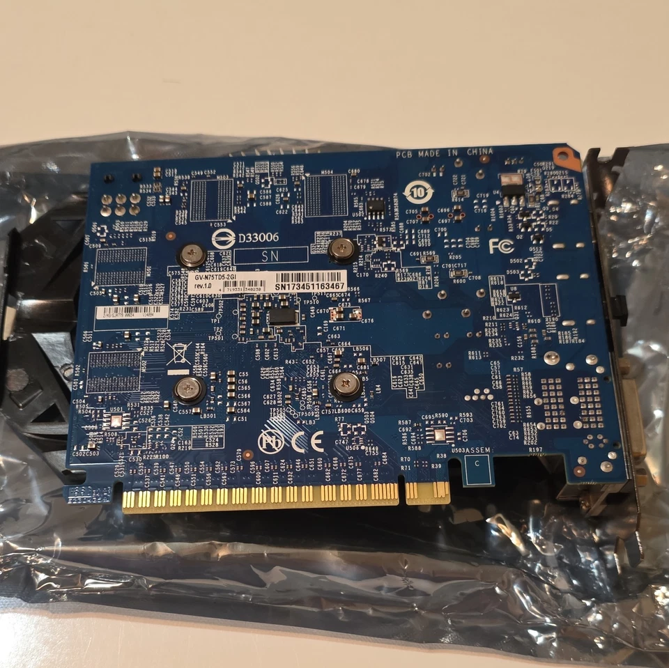 GIGABYTE GeForce GTX 750 Ti GPU, 1020 MHz, 2048 MB, PCIe, 2GB GDDR5, untested  - Image 4 of 4