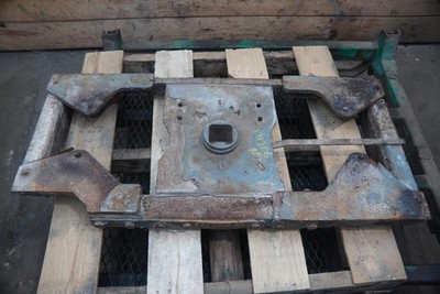 Truck 5th Wheel B&W Turnover Ball Gooseneck Trailer Hitch Ford F250 SD 17 *Note*