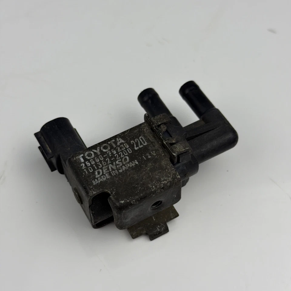 2001-2002 Toyota 4Runner Vacuum Switching Valve 25860-75230 OEM - Изображение 2 из 3