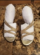 NINA Womens Nura Glitter Slingback Evening Sandals Gold
