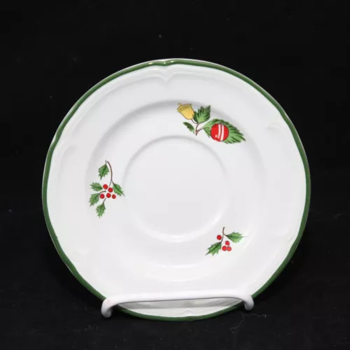 International Tradition Christmas Saucers Xmas 6" Lot of 15