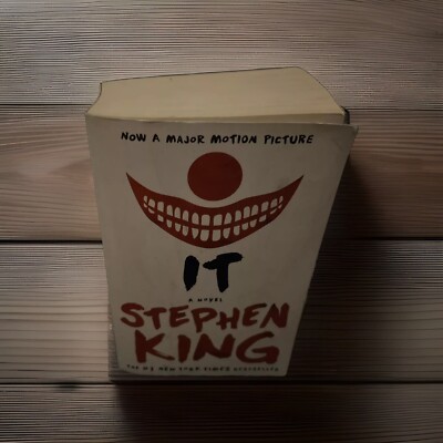 Stephen King  文字の大きい洋書【kurokunn】 スティーヴン・キングの洋書は難しくて有名だけど｜生田美奈