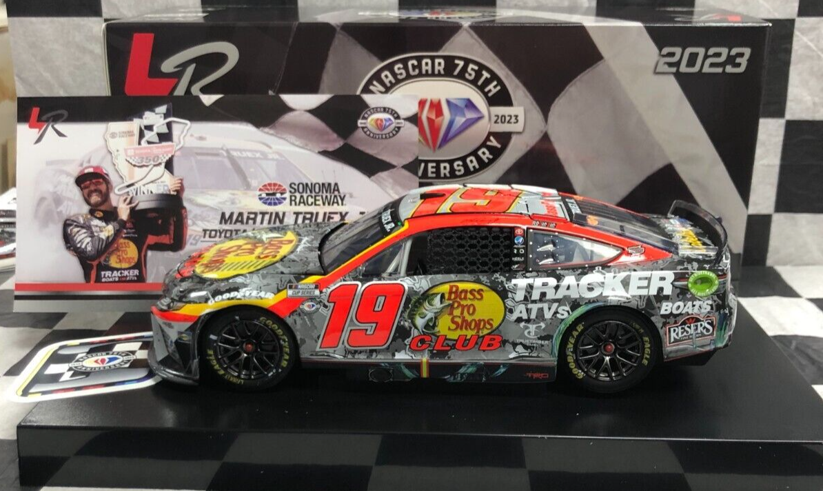 Toyota Camry Truex Jr. ミニカー 1/24 2023 23 TOYOTA CAMRY #19 MARTIN TRUEX JR DUCKS UNLIMITED
