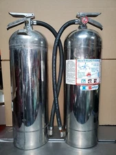 🤡🔥🧯Fire Extinguisher 2.5 gal Water Rebuilt new parts alot of free parts 🤡🔥