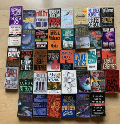 Büchersammlung Englisch Thriller Krimis 38 Stück Tom Clancy, James Patterson...