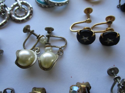 VINTAGE MODERN EARRINGS JEWELRY COLLECTION LOT HOOP DANGLE CLIP ON RHINESTONE - Picture 2 of 24