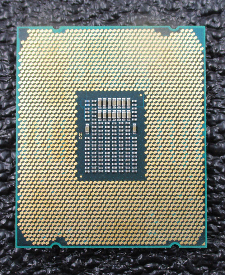 Intel Xeon W-2223 3.60Ghz Quad Core LGA2066 CPU P/N: SRGSX Tested