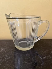 Vtg 1930's Ekco Chicago Glass 4 Cup Ribbed Pitcher #7216 USA Farmhouse - A&J