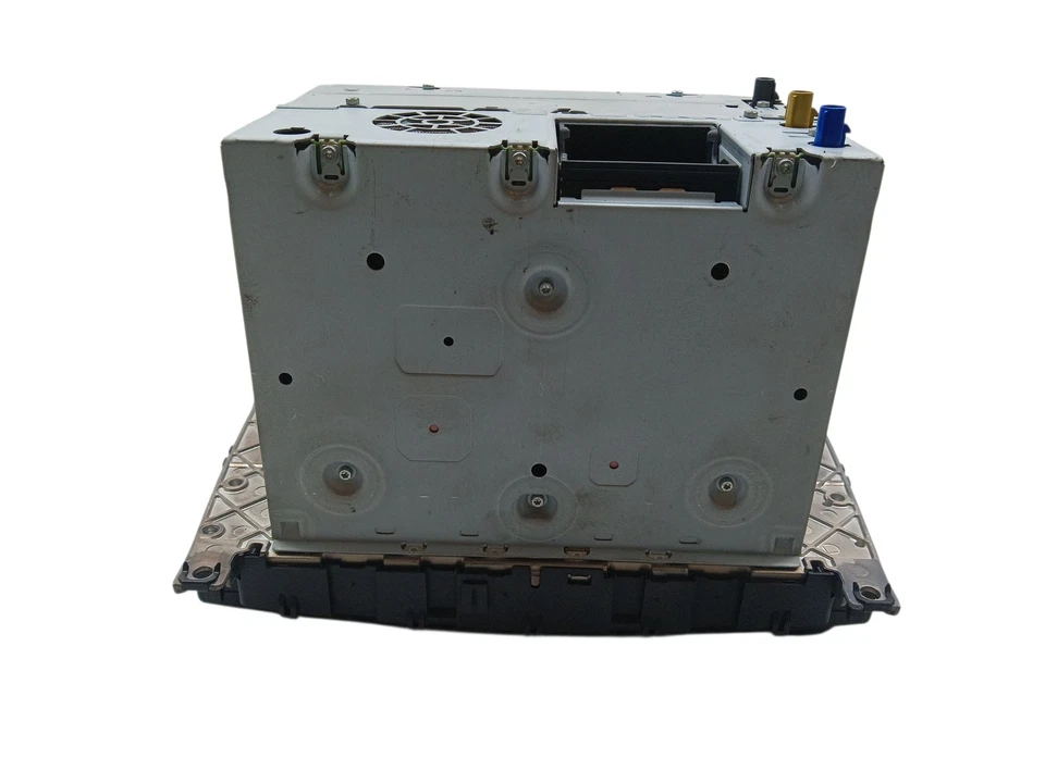 Radio Autoradio Navigation BE6096 Mercedes C Klasse W203 A2038707189 keine code - Bild 4 von 4