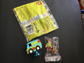 LEGO 30601 + Sitting Scooby Doo + Shaggy + Mini Mystery Machine Dimensions Lot