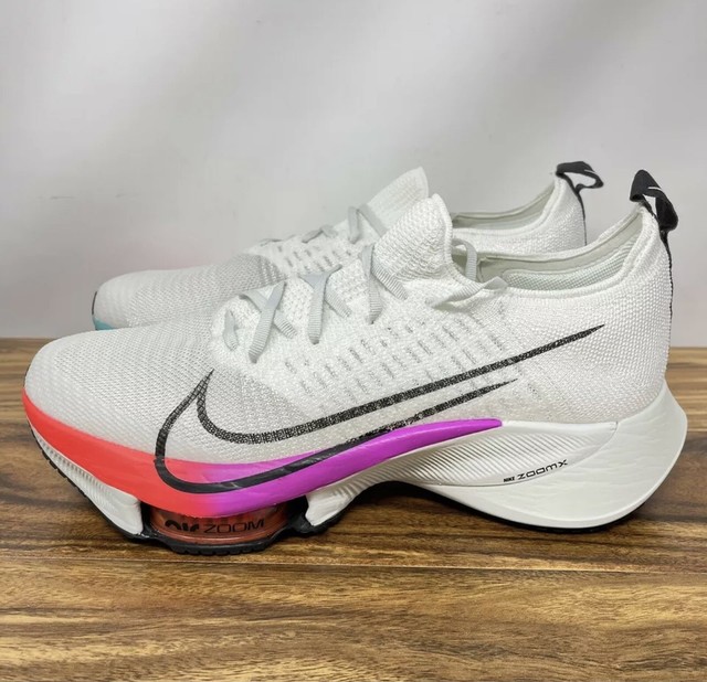 nike air zoom tempo next white