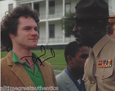 DAVID KEITH HAND SIGNED AUTHENTIC 'AN OFFICER AND A GENTLEMAN' 8X10 PHOTO COA