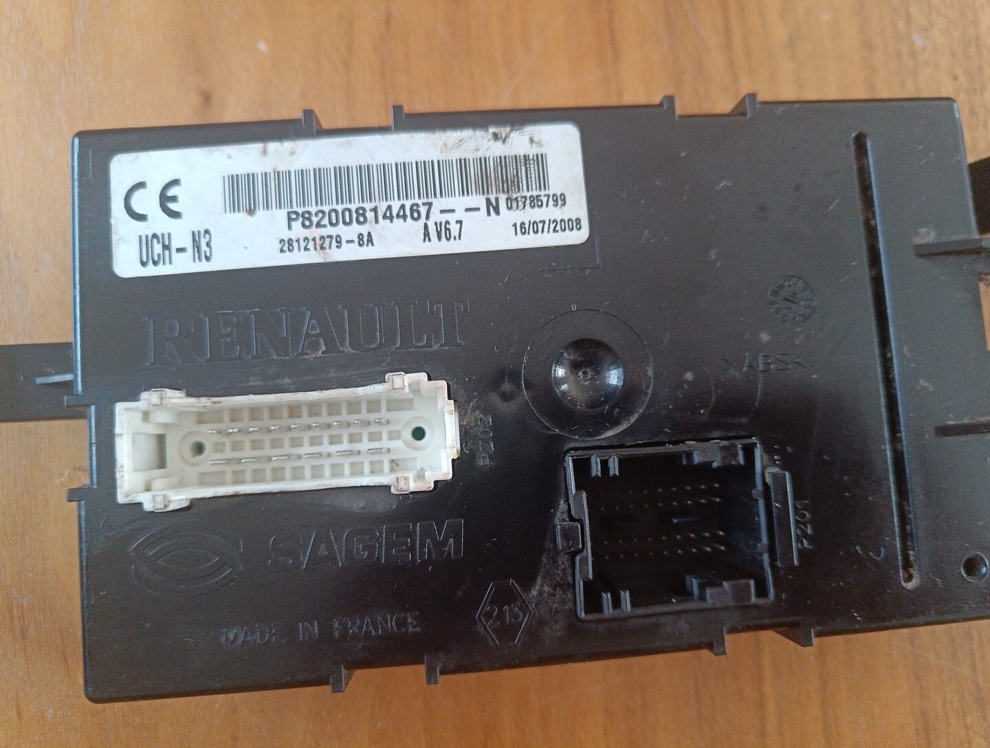 Renault TRAFIC Comfort Control Module ECU P8200814467 P8200814467N 