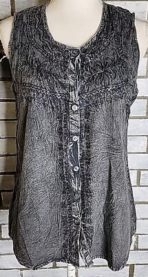 Cute Options Women's Sleeveless Embroidered Button Up Blouse