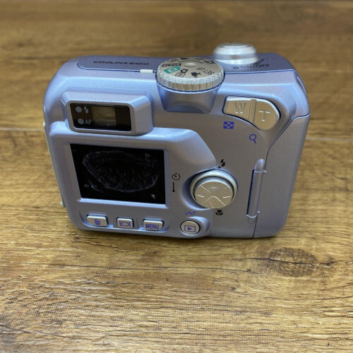 Nikon Coolpix 2100 Silky Blue Compact Digital Camera 2.0 MP Nikon Coolpix 2100 Silky Blue Compact Digital Camera 2.0 MP