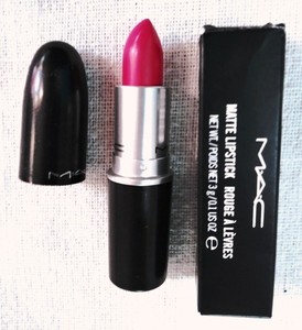 moxie mac lipstick