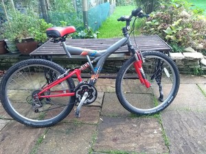 Mountain Bike Apollo Outrage red/grey new tyres fit ...