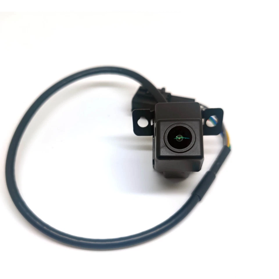 95760-3Z603 Car Rear View For 2015-2020 Hyundai i40 Factory OEM Backup Camera - Image 2 of 4
