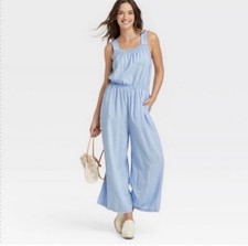 Universal Thread Blue Poplin Size Medium Wide Leg Jumpsuit Romper Woman  s