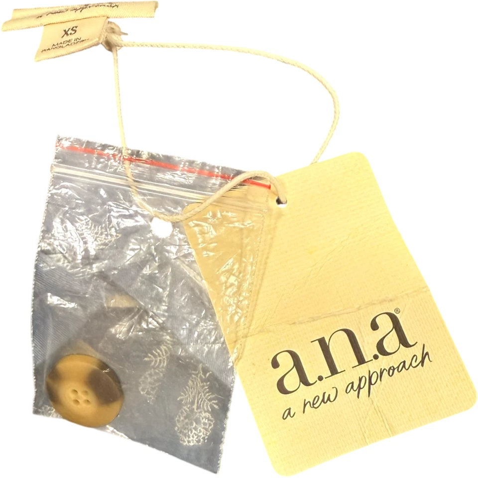 a.n.a. Mameluco para mujer talla XS azul marino con cuello estampado floral estampado - NUEVO $50 Foto 4 de 4