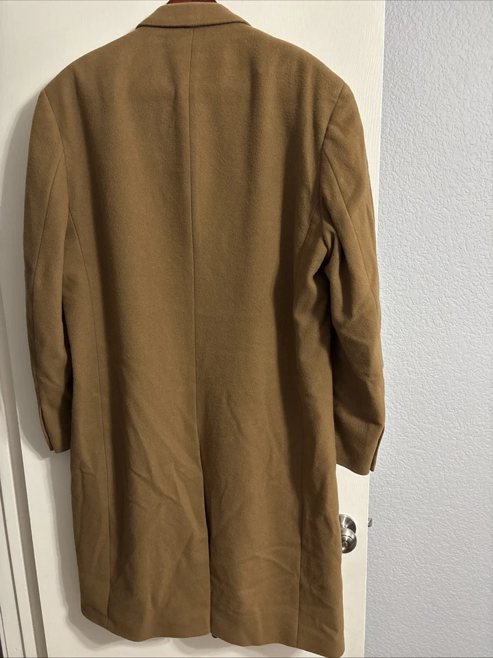 Jos. A. Bank Men's Overcoat Size 46R 100% Wool - Image 3 of 3