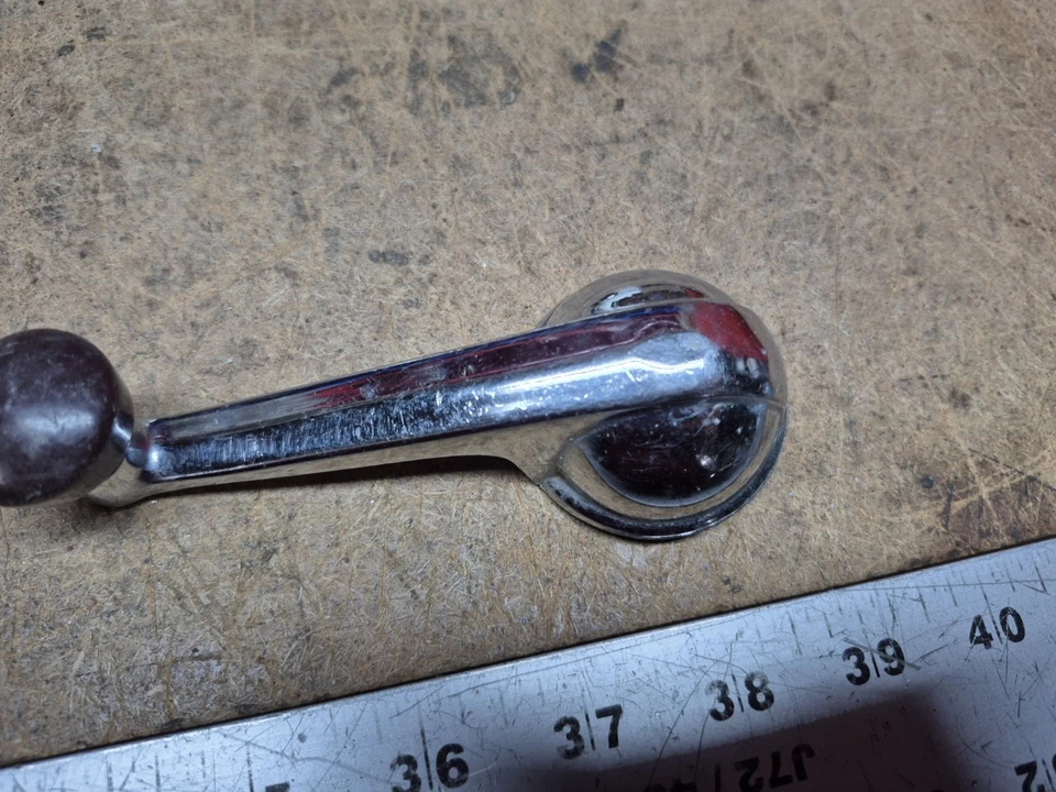 Manivela de ventana para camioneta Chevy Chevrolet GMC 1947-1966 Foto 3 de 4