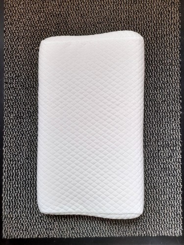2 x genuine memory foam contour pillows - Picture 3 of 12