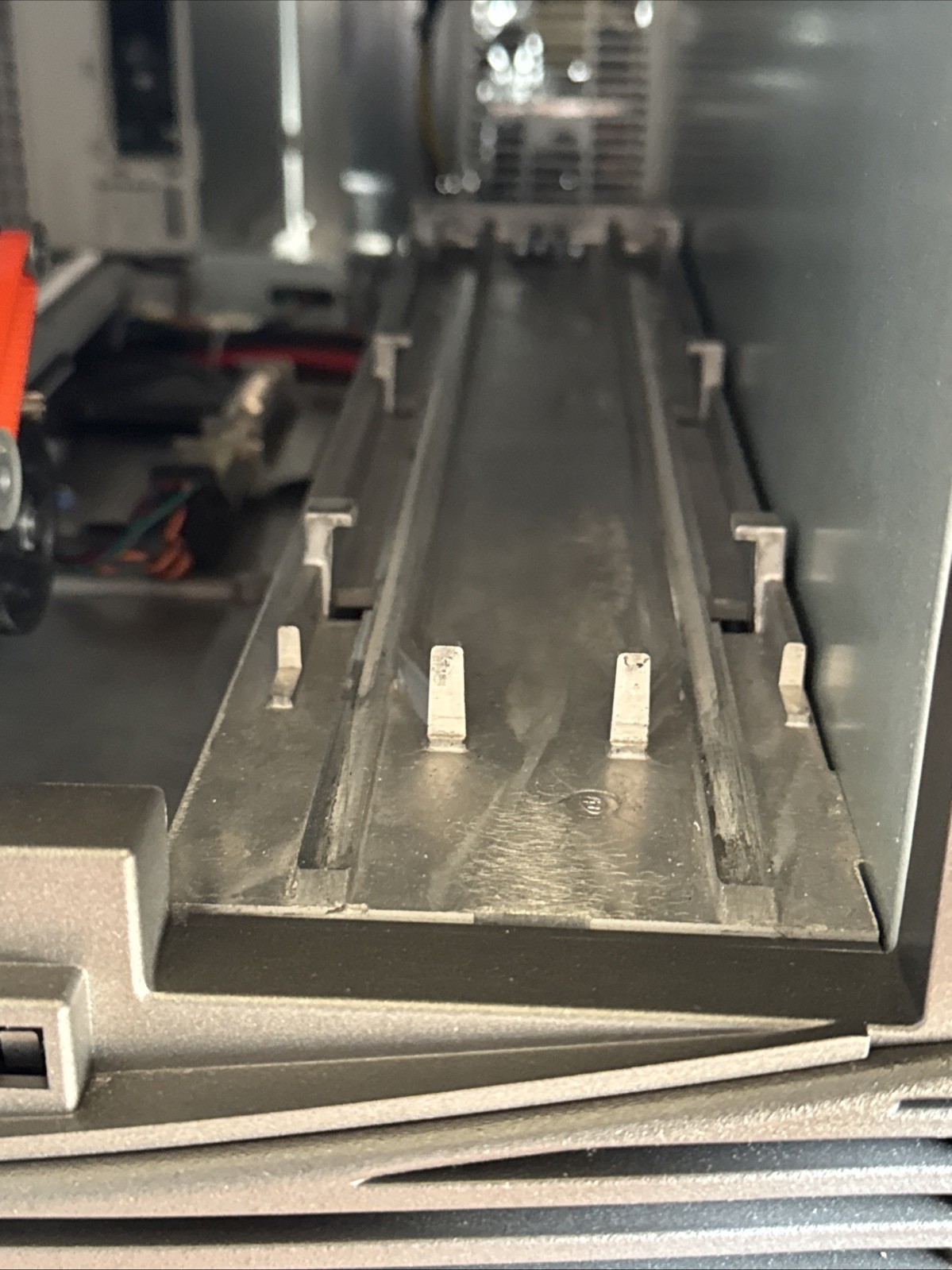 Overland Storage NEO 2000E Tape Library with 2 x LTO-5 Fibre Channel