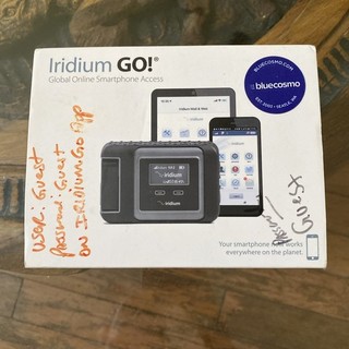 Iridium Go! global online smartphone access Kit