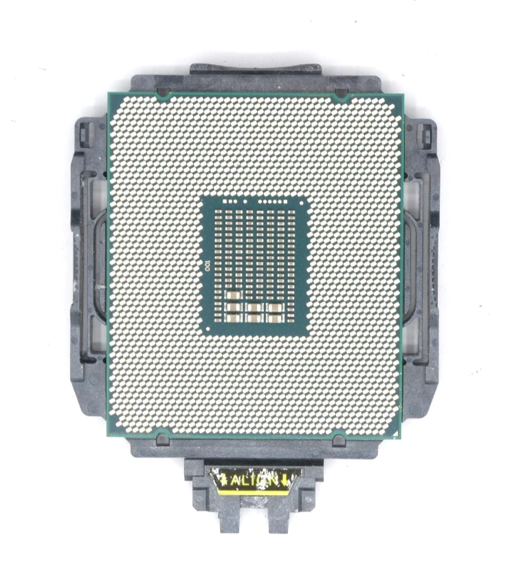 Intel Xeon E5-2698 v4 2.2GHz 20 cores / 40 threads CPU - Image 2 of 2