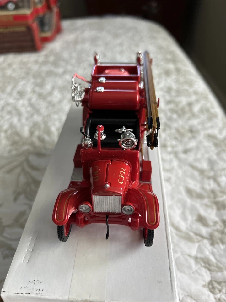 1926 Ford Model T Firetruck Diecast - Image 3 of 4