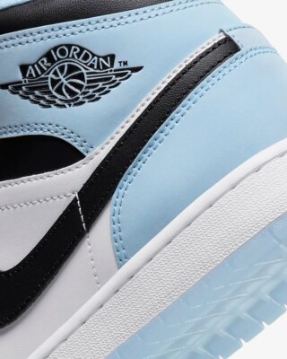 Air Jordan 1 Mid SE ICE BLUE (Receipt available)