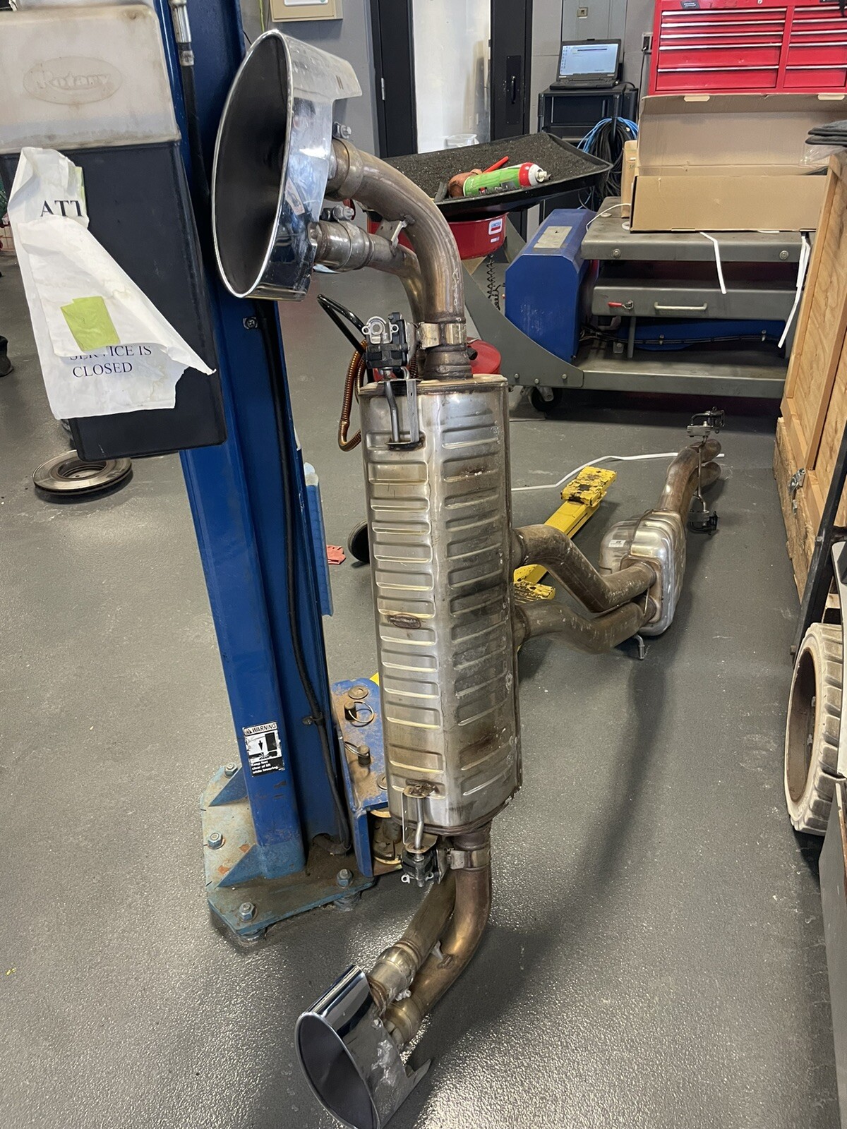 2020-2023 Bentley Bentayga V12 speed exhaust